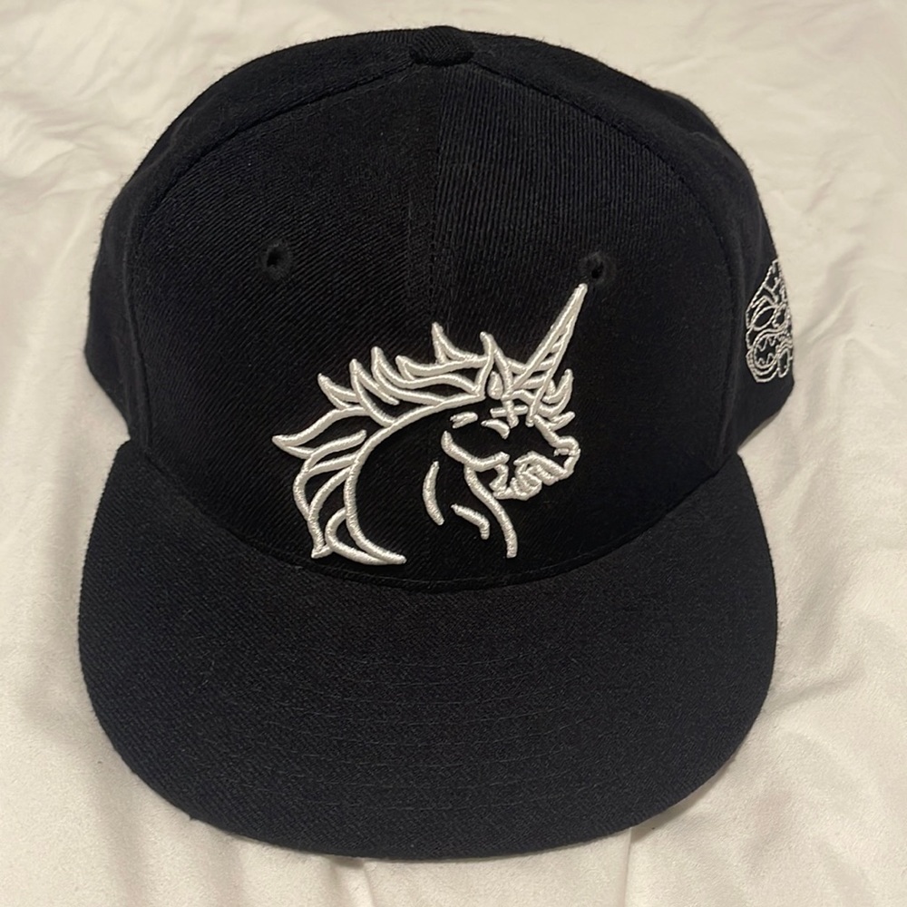Fitted unicorn hat